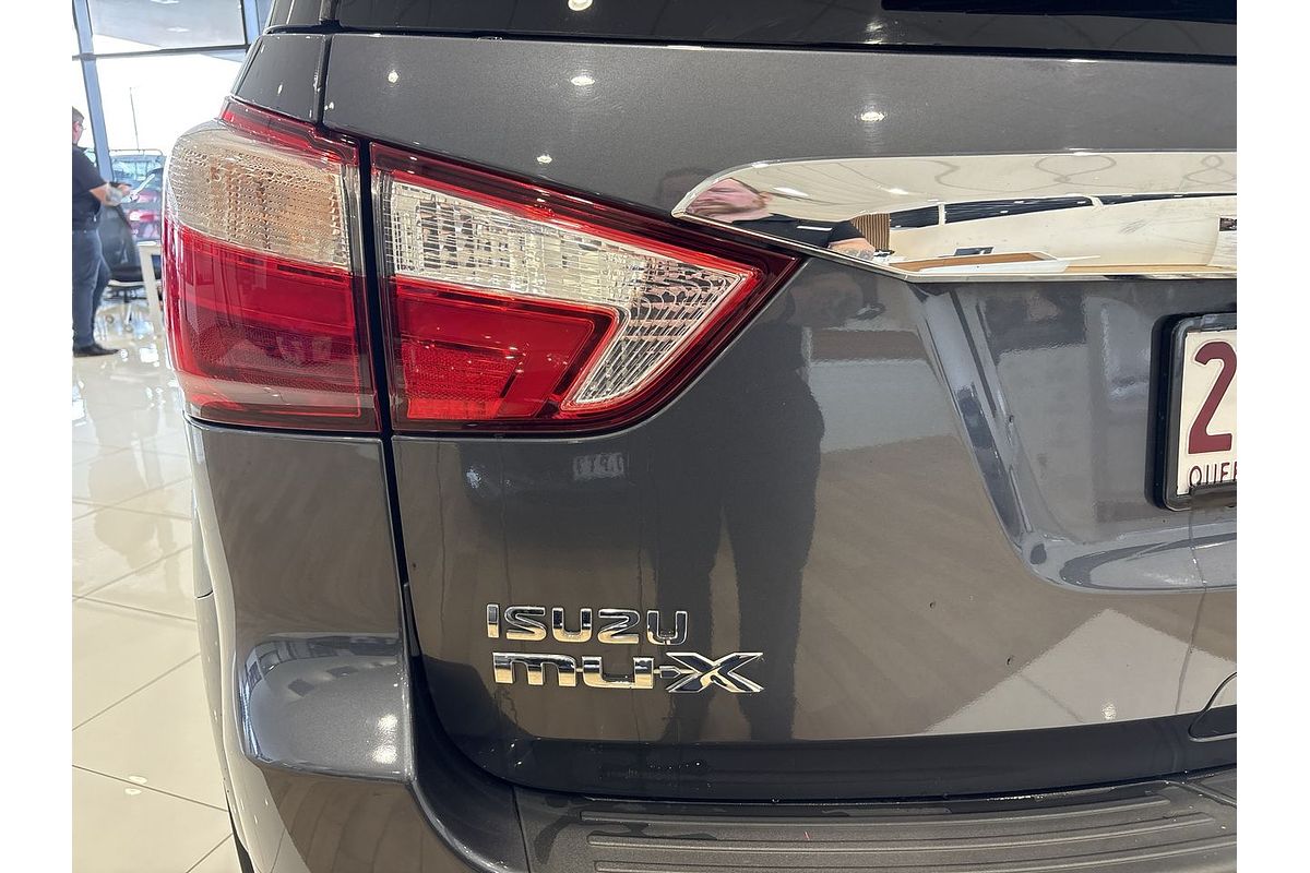 2020 Isuzu MU-X LS-U