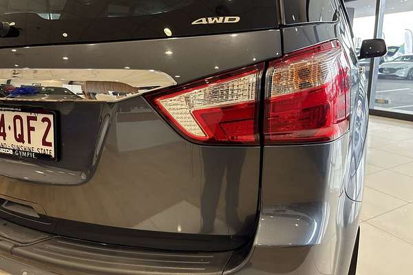 2020 Isuzu MU-X LS-U thumb-12