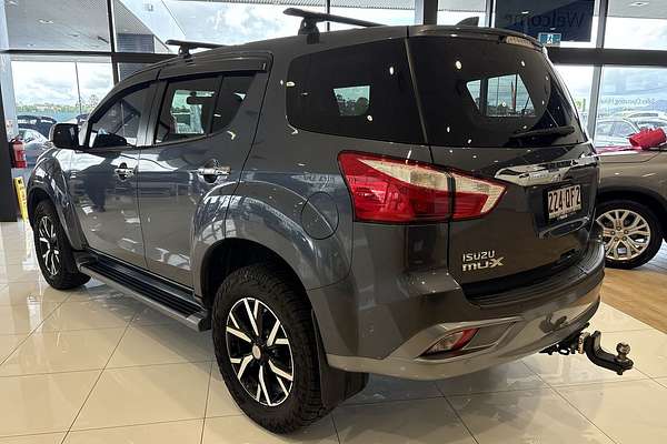 2020 Isuzu MU-X LS-U thumb-13