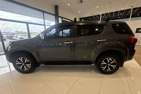 2020 Isuzu MU-X LS-U thumb-14