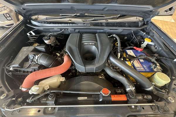 2020 Isuzu MU-X LS-U thumb-18