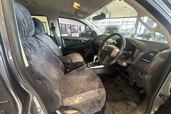 2020 Isuzu MU-X LS-U thumb-21