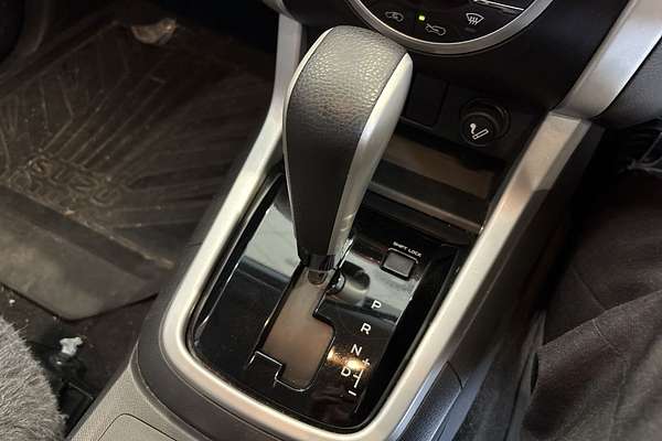 2020 Isuzu MU-X LS-U thumb-25