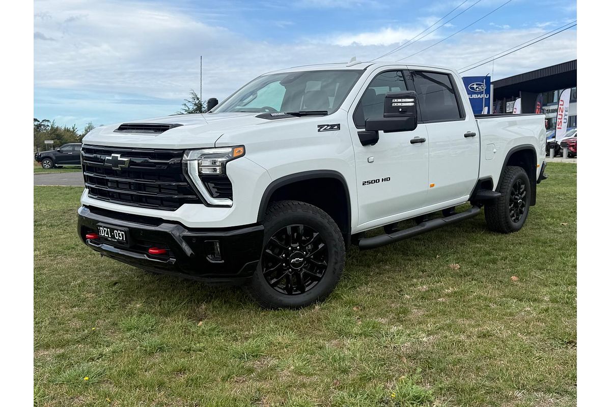 2026 Chevrolet Silverado HD LTZ Premium W/Tech Pack T1 4X4