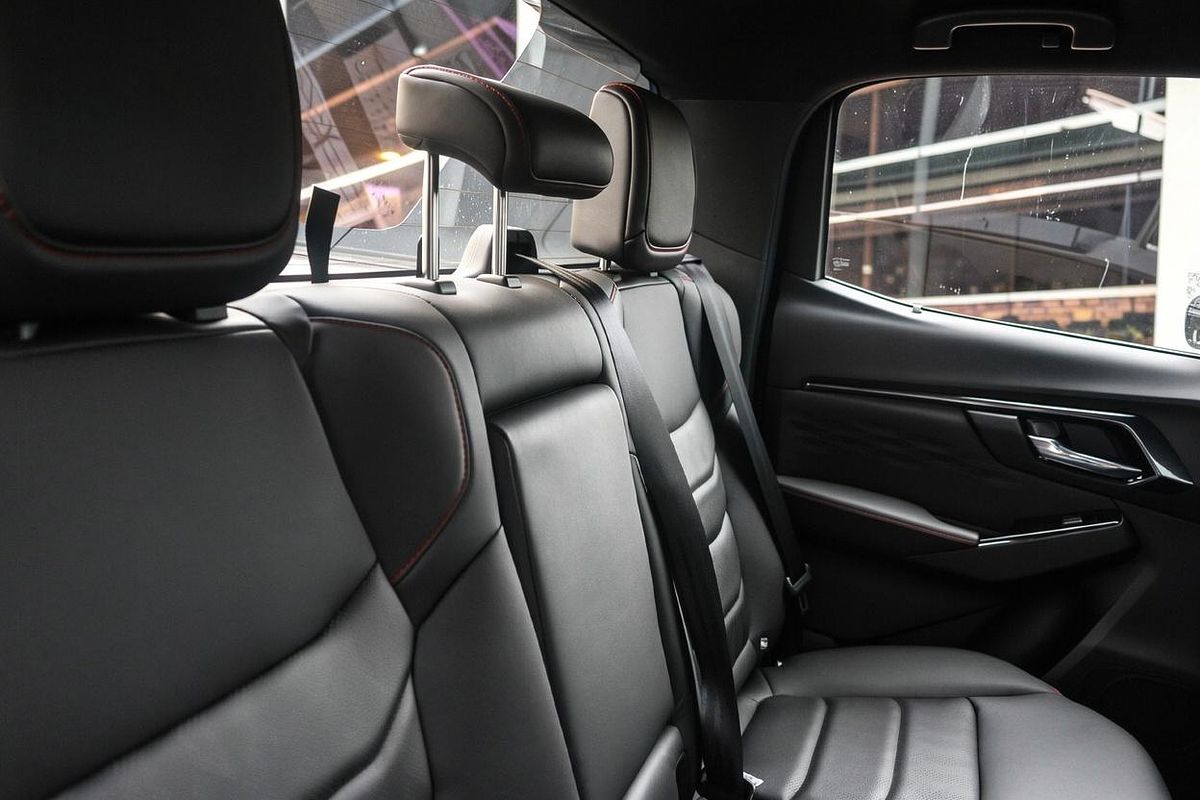 2026 Isuzu D-MAX X-TERRAIN 4X4 image 11