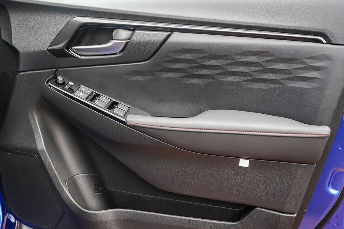 2026 Isuzu D-MAX X-TERRAIN 4X4 image 14