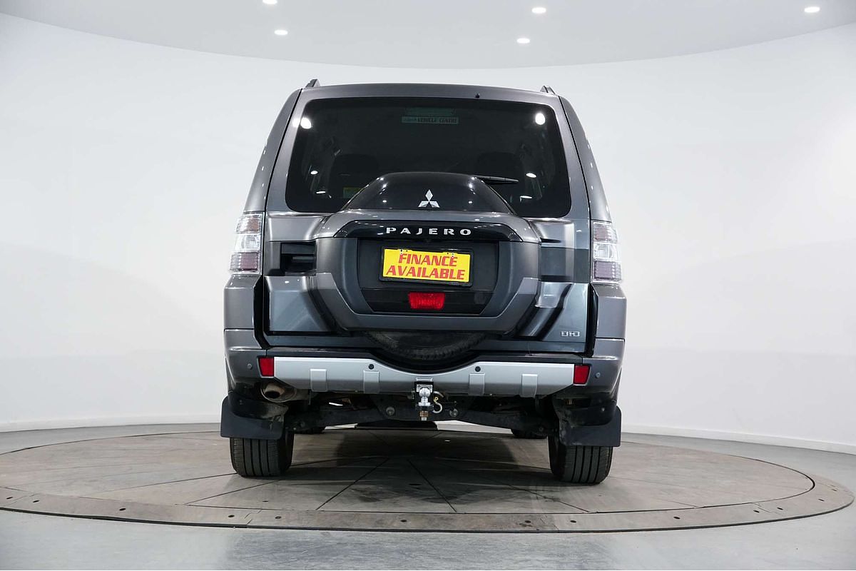 2018 Mitsubishi Pajero GLX NX