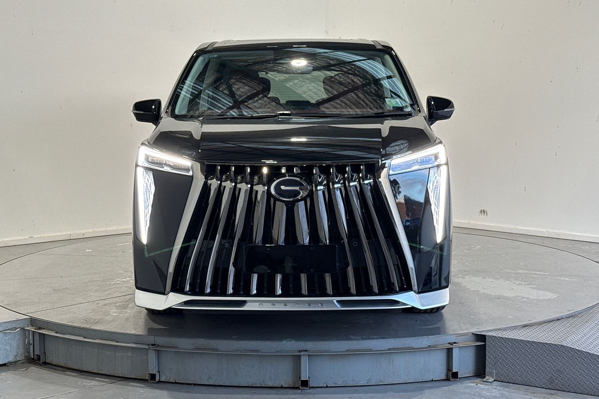 2025 GAC M8 PHEV Luxury