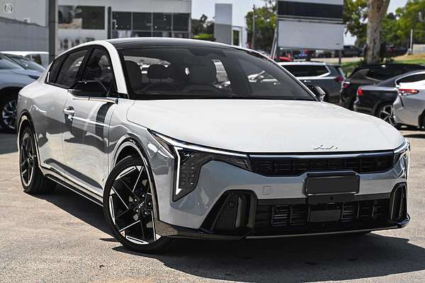 2026 Kia K4 GT-Line CL4m