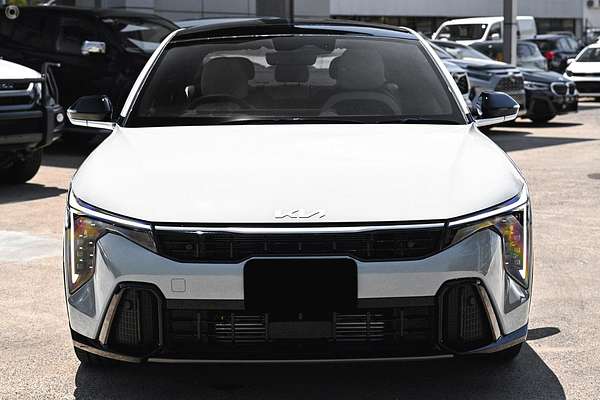 2026 Kia K4 GT-Line CL4m thumb-1