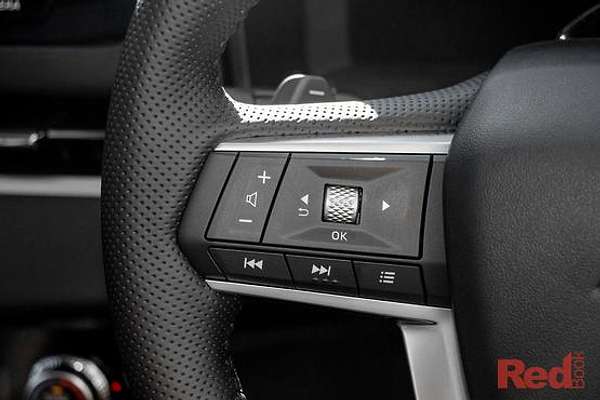 2026 Mitsubishi Outlander Exceed ZM thumb-11