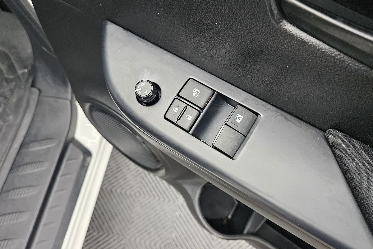 2022 Toyota Hilux Workmate TGN121R Rear Wheel Drive