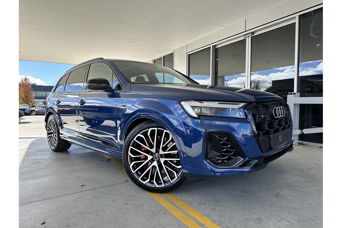 2026 Audi SQ7 TFSI 4M