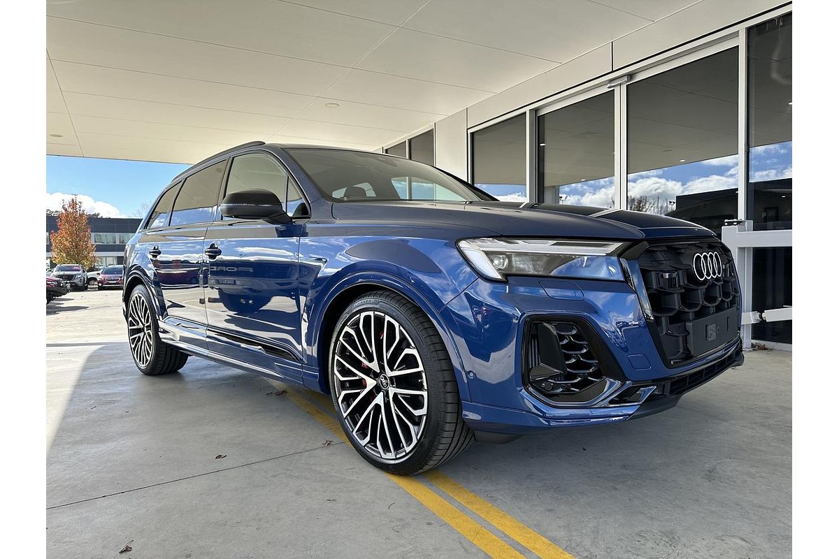 2026 Audi SQ7 TFSI 4M