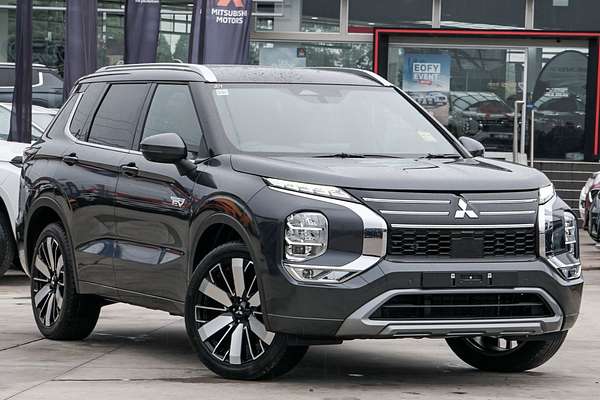 2025 Mitsubishi Outlander PHEV Exceed Tourer ZM