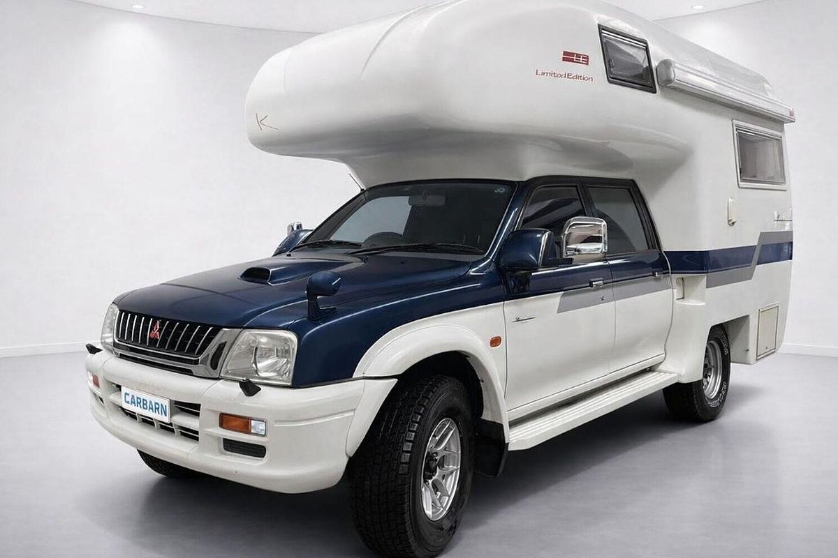 1999 Mitsubishi Strada W-Cab 4WD K74T