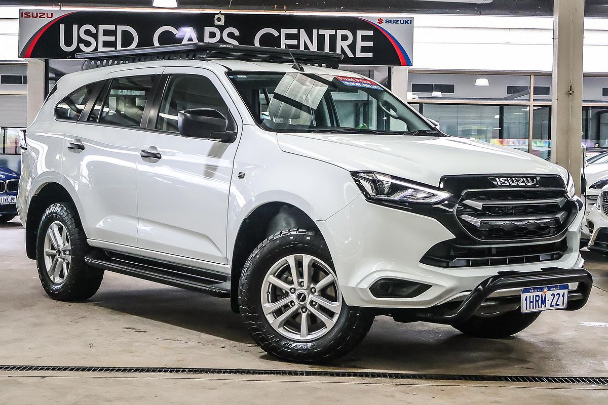 2022 Isuzu MU-X LS-M