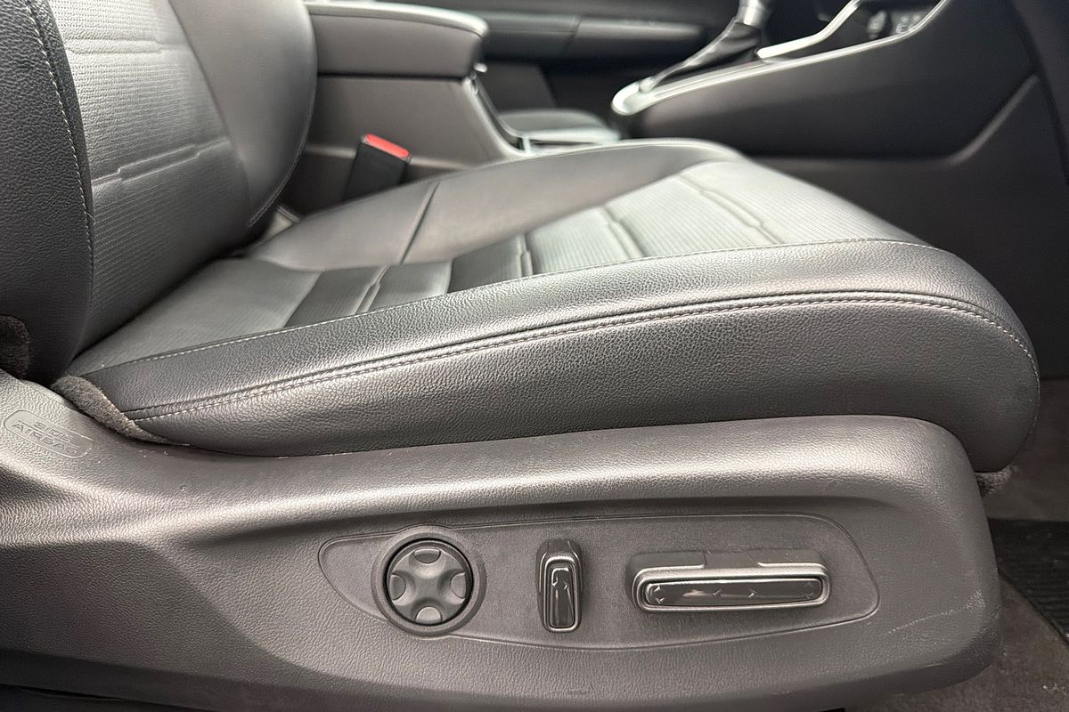 2023 Honda CR-V VTi LX AWD RW