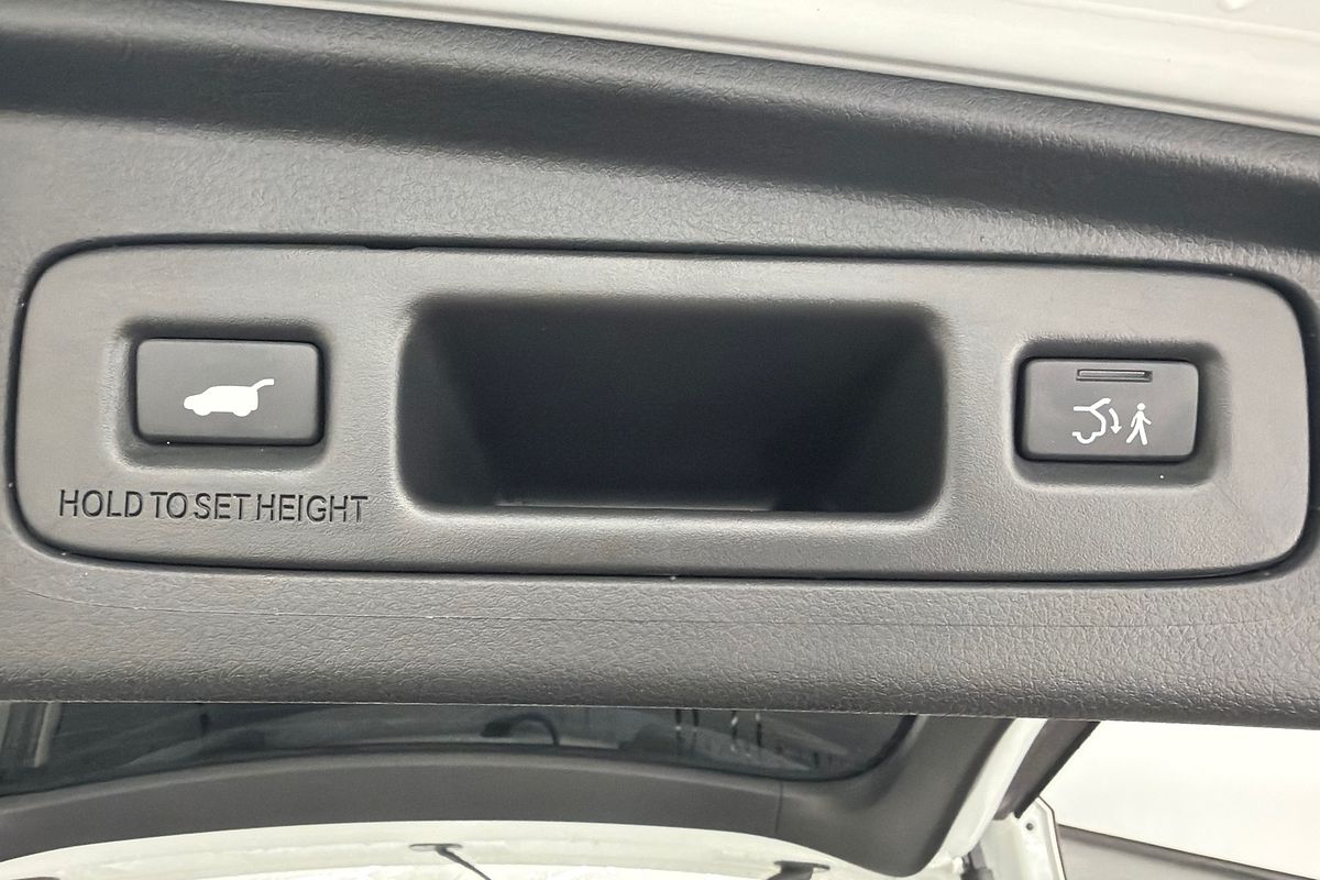 2023 Honda CR-V VTi LX AWD RW