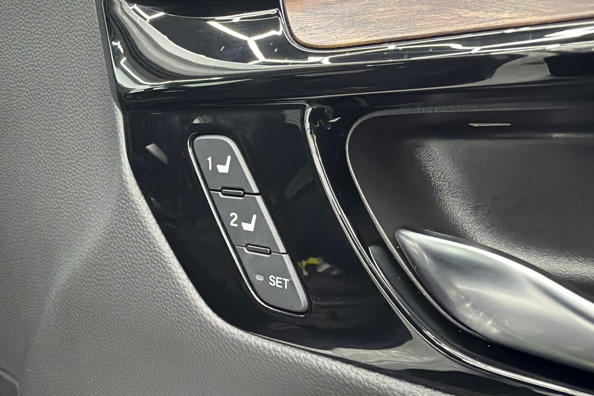2023 Honda CR-V VTi LX AWD RW