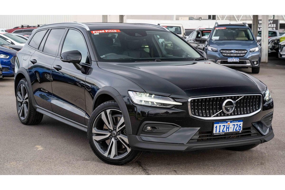 2021 Volvo V60 Cross Country B5