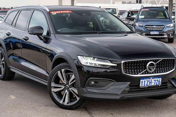 2021 Volvo V60 Cross Country B5