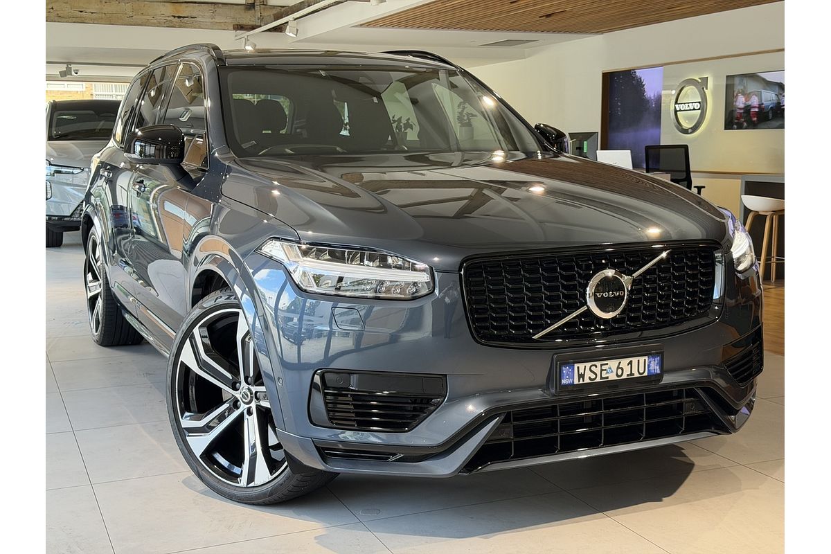 2022 Volvo XC90 Recharge Plug-In Hybrid