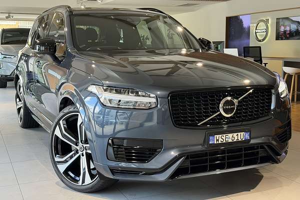 2022 Volvo XC90 Recharge Plug-In Hybrid