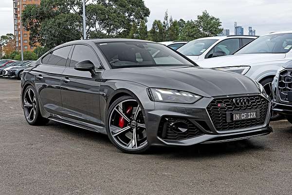 2022 Audi RS5 F5