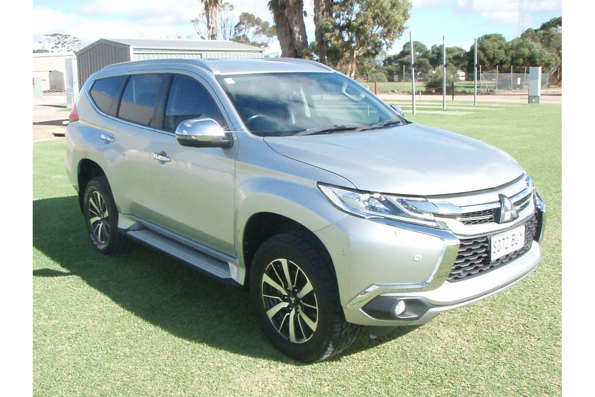 2016 Mitsubishi Pajero Sport Exceed QE