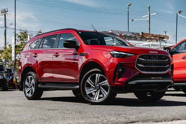 2026 Isuzu MU-X LS-T