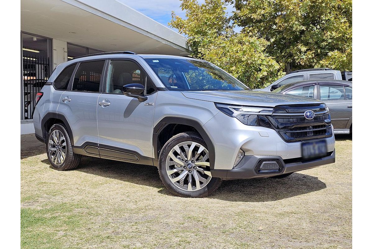 2026 Subaru Forester Hybrid Touring S6