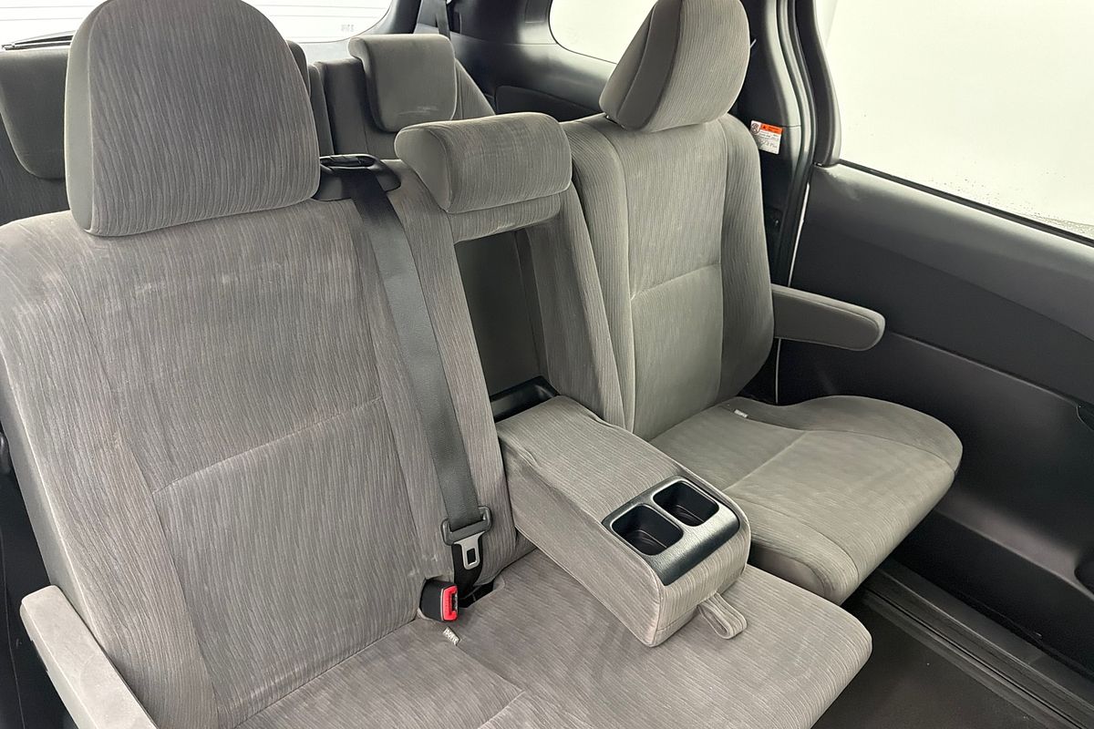 2019 Toyota Tarago GLi ACR50R