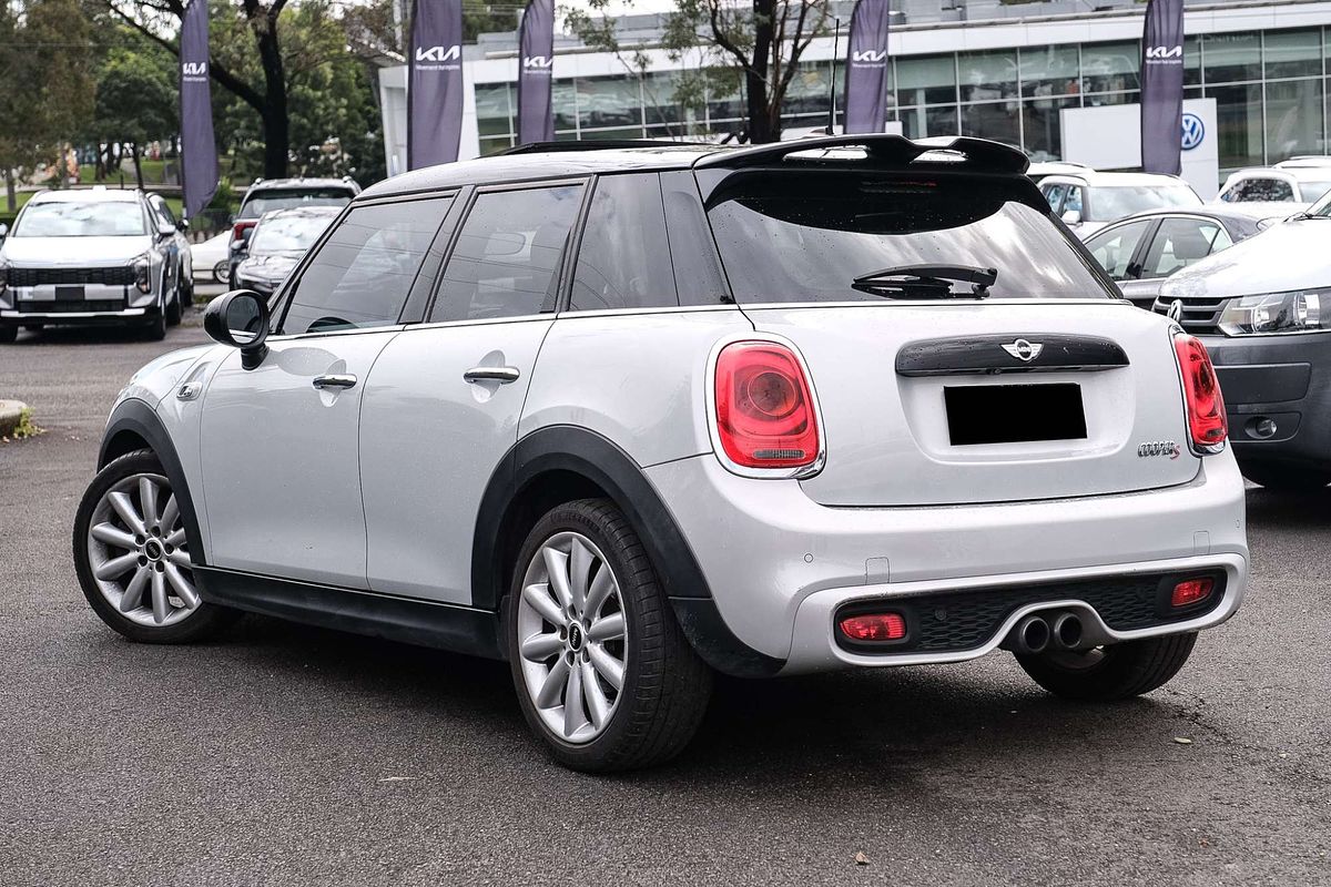2016 MINI Hatch Cooper S F55