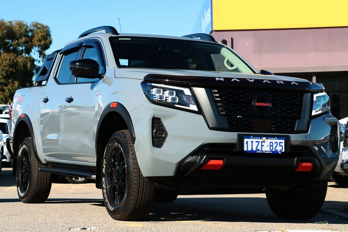 2025 Nissan Navara PRO-4X D23 4X4