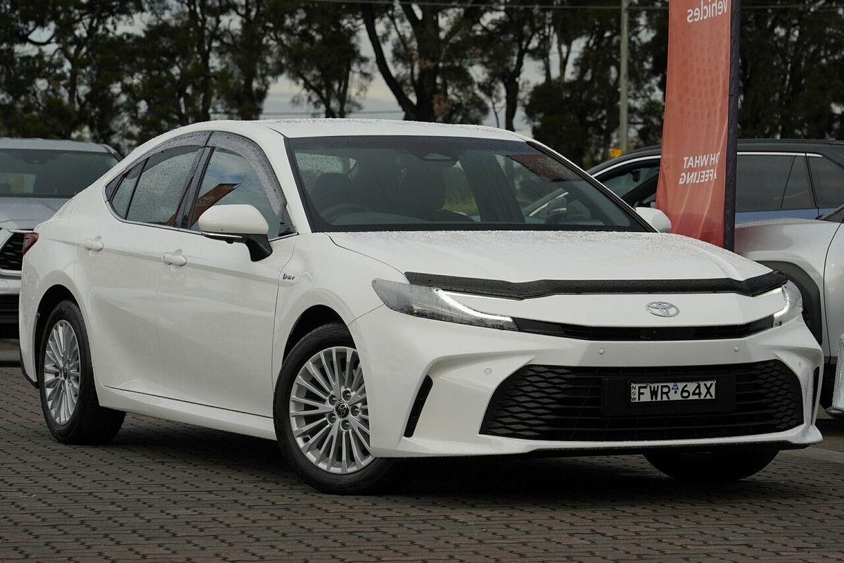 2025 Toyota Camry Ascent AXVH80R