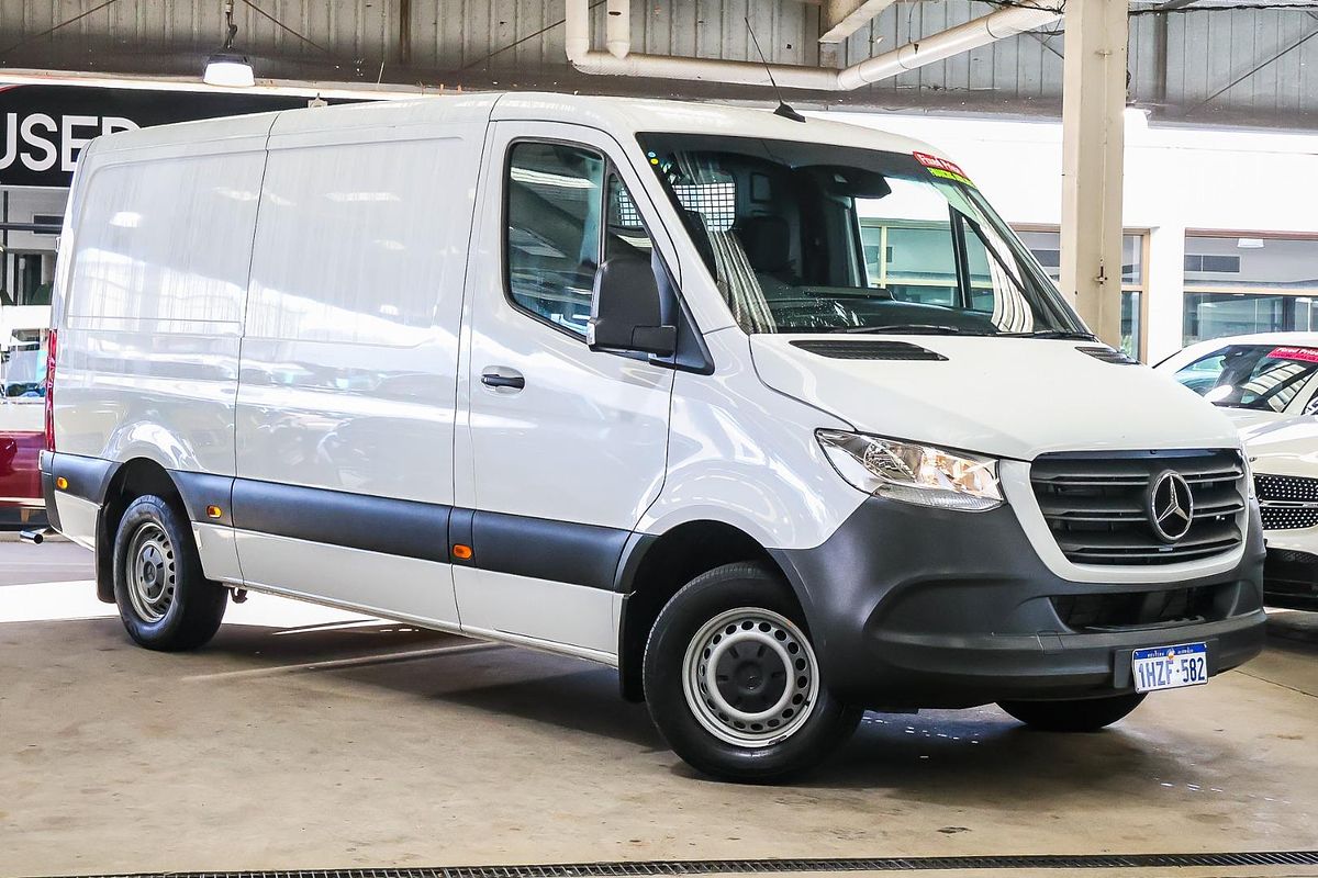 2023 Mercedes-Benz Sprinter 315CDI VS30 SWB Low Roof