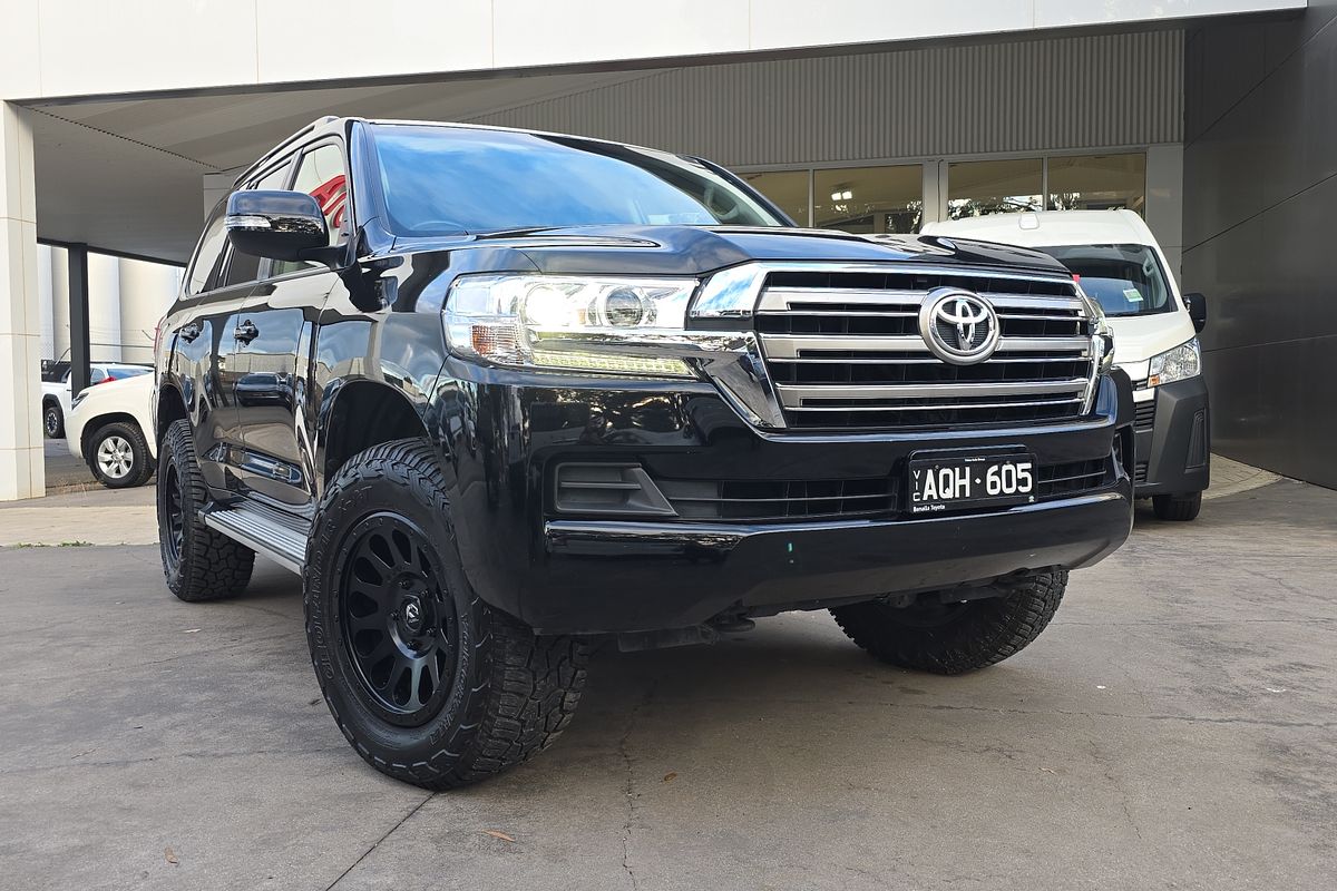 2017 Toyota Landcruiser GXL VDJ200R