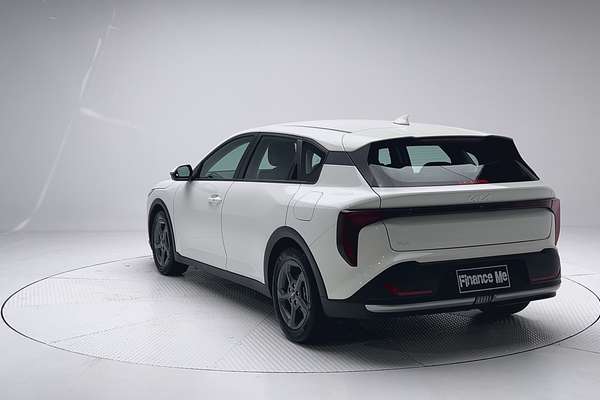 2025 Kia K4 S CL4m thumb-8