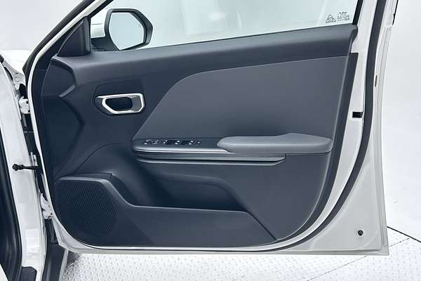 2025 Kia K4 S CL4m thumb-18
