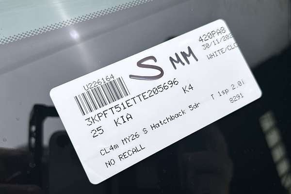 2025 Kia K4 S CL4m thumb-23
