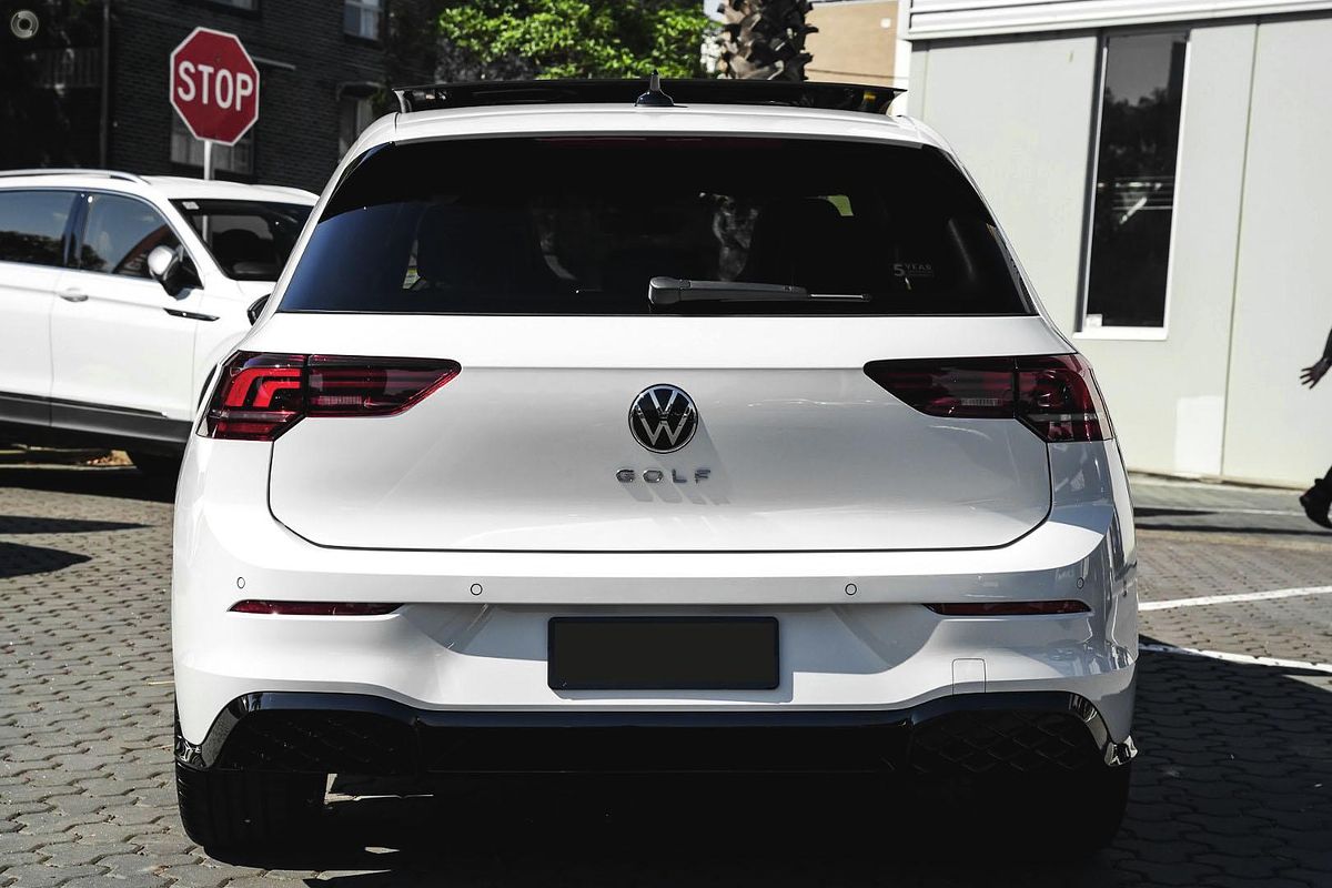 2025 Volkswagen Golf 110TSI R-Line 8.5