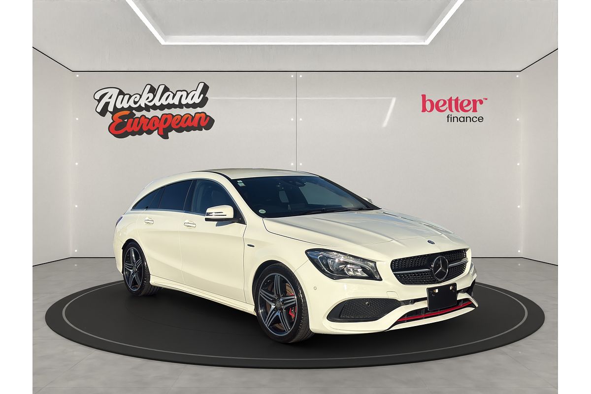 2017 Mercedes-Benz 250 AMG LINE 4 MATIC