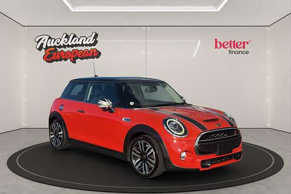 2018 MINI COOPER S