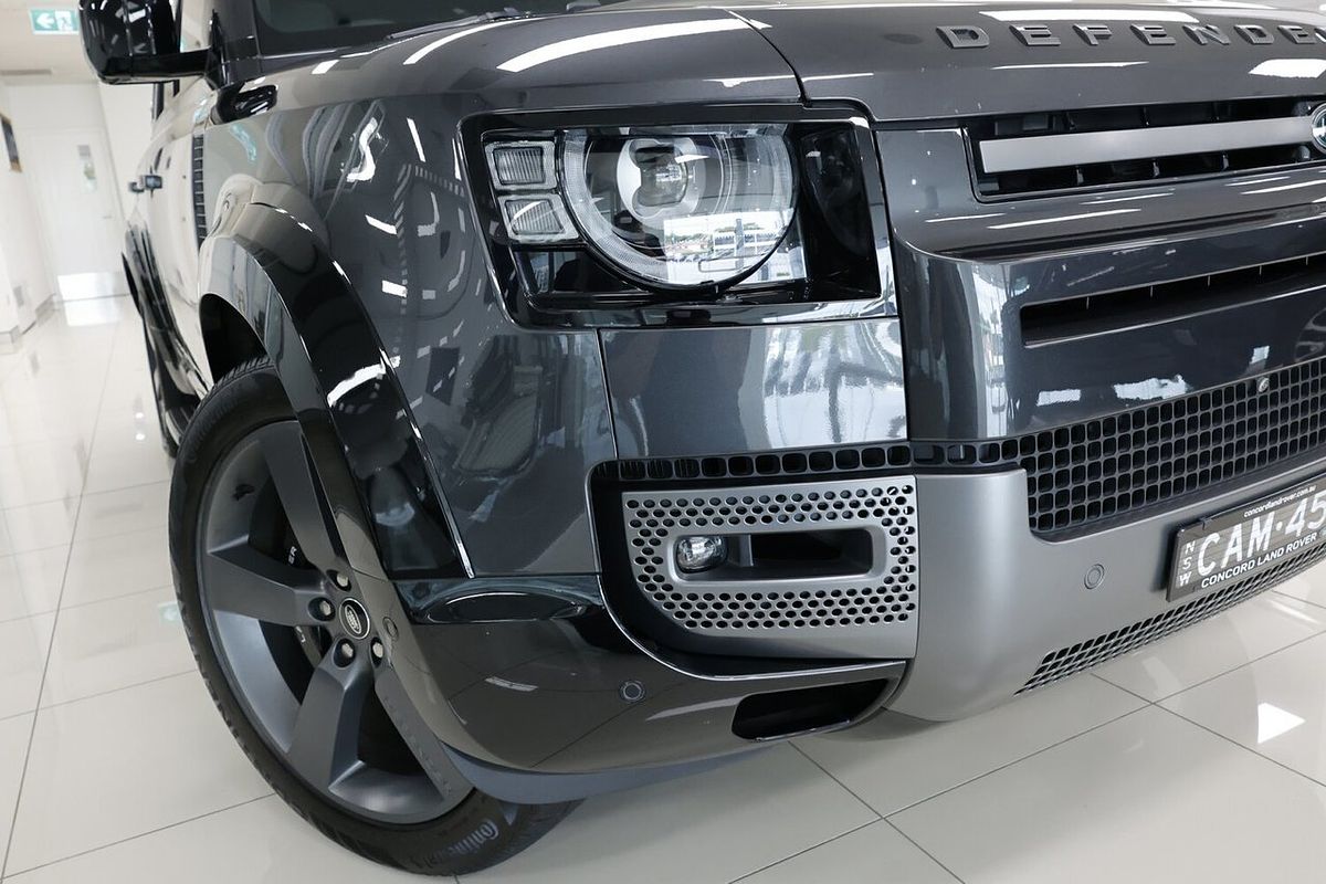 2022 Land Rover Defender 110 P525 V8 L663