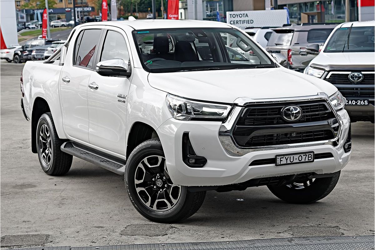 2023 Toyota Hilux SR5 GUN126R 4X4
