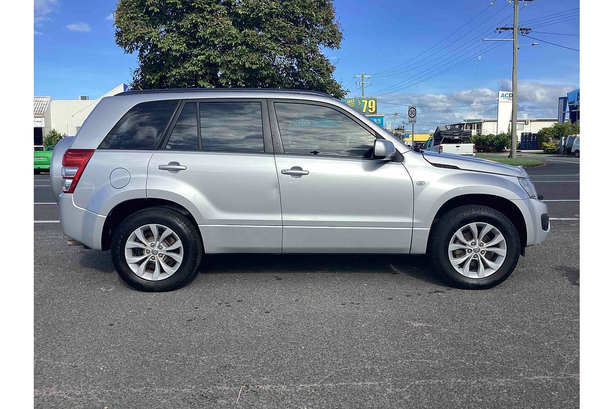 2012 Suzuki Grand Vitara Sport JB