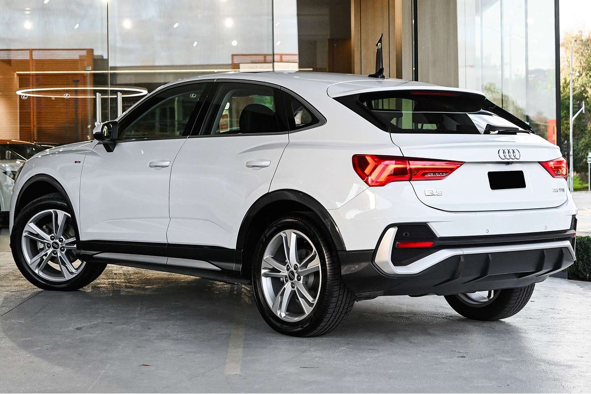 2023 Audi Q3 35 TFSI S line F3
