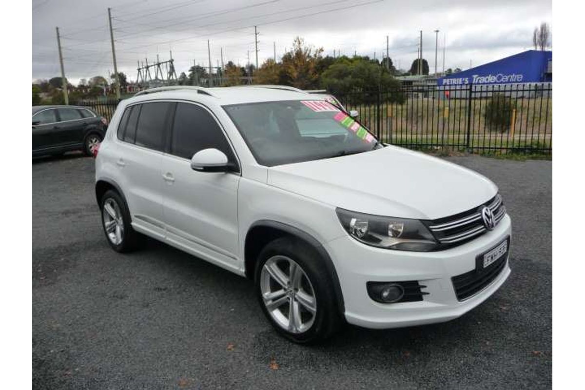 2015 Volkswagen Tiguan 155TSI R-Line 5N