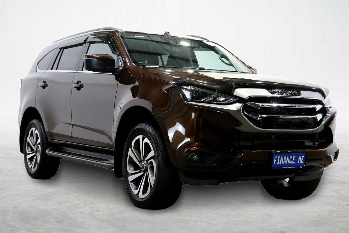 2022 Isuzu MU-X LS-T